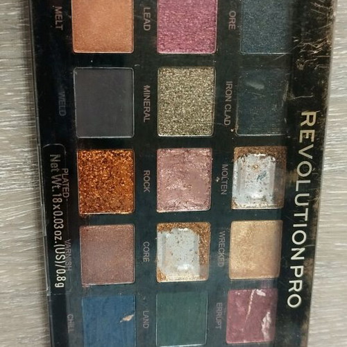 Revolution Pro 18-Color Eyeshadow Palette used