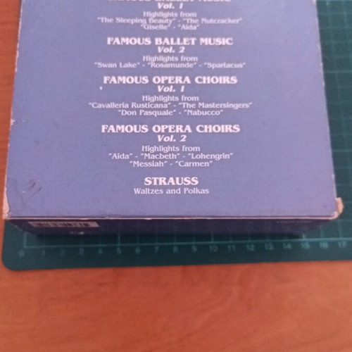 5 classical music CDs like new, ballet, operas, waltzes, polka