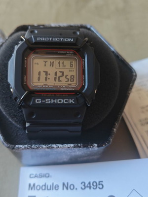 Casio G-Shock GW-M5610U ηλιακό ρολόι καινούργιο, 6 Multi Band, 200μ αδιάβροχο
