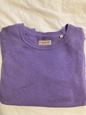 Funky Buddha women's sweater small lavender like new