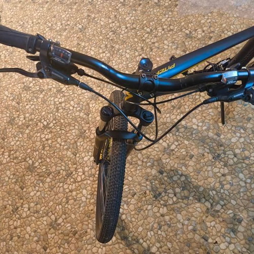 Specialized Pitch 27.5" L mountain bike new, disc brakes, suspension