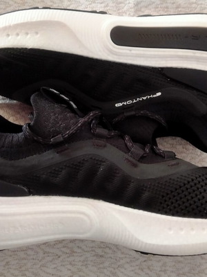 Under Armour Phantom 4 αθλητικά παπούτσια, νούμερο 45.5, μαύρο και άσπρο
