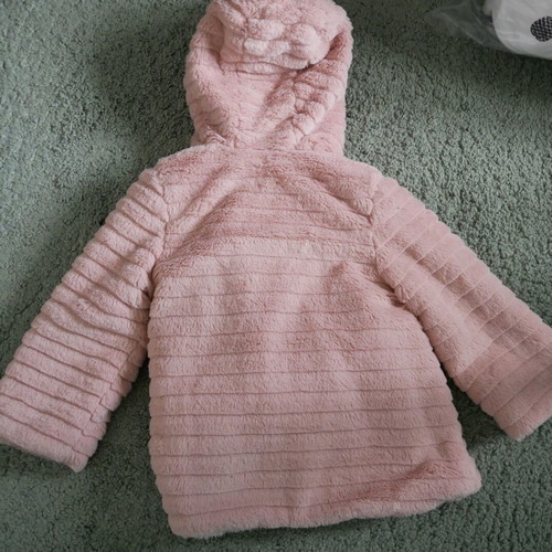 Children's pink fur coat size 2 years like new