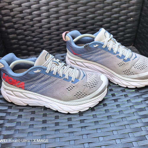 Hoka One One sports shoes used, size 38, in good condition