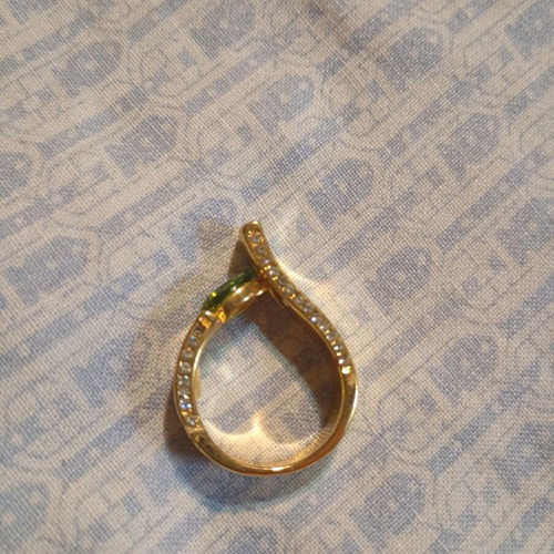 Ring with diamonds and green zircon, new