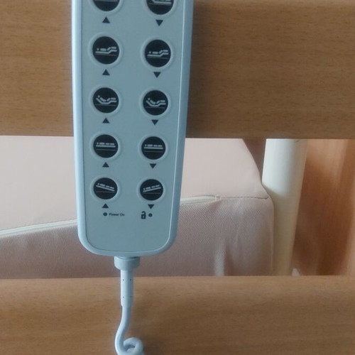 Taurus Bariatrik electric hospital bed like new