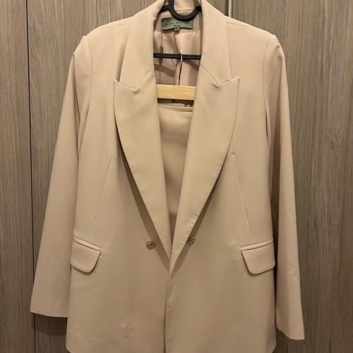 Mind Matter suit set with skirt new, beige, size M