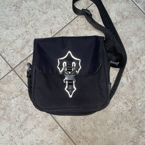 Trapstar reflective bag used, black