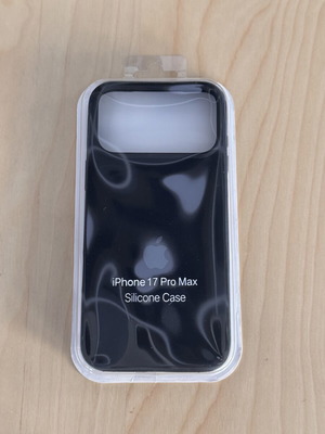 Apple iPhone 17 Pro Max silicone case