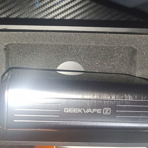 Geekvape Z200 Kit like new