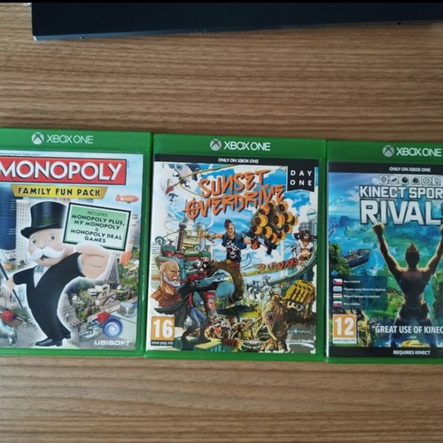 Xbox One games pack like new: Monopoly, Sunset Overdrive, Kinect Sports Rivals