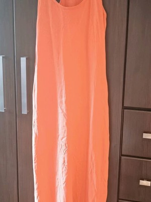 Long coral dress with sporty back Paco & Co used, medium size