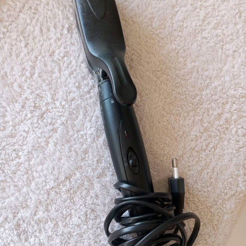 Hair dryer 2000W and accessories new, used hair straightener included