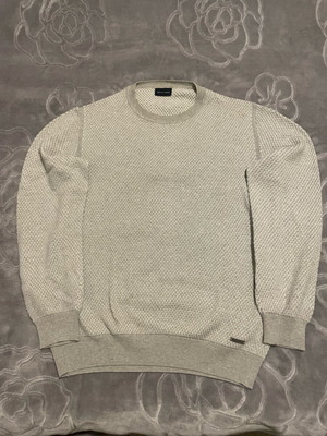 Navy & Green pullover used, size M to L, gray