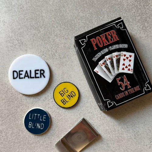 Poker set in wooden box like new