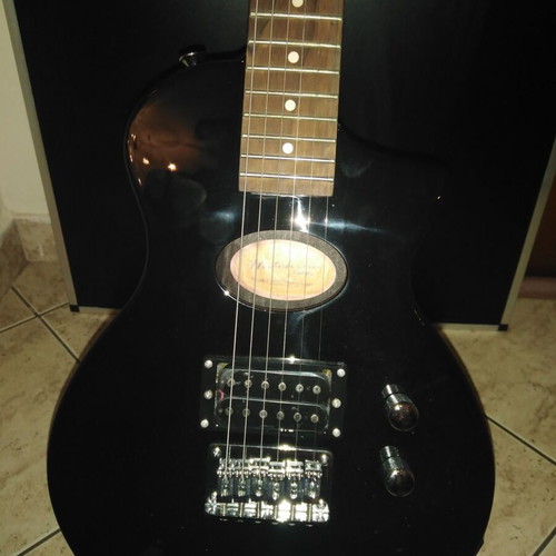 Hutchins Black OT Travel Guitar like new, electric acoustic