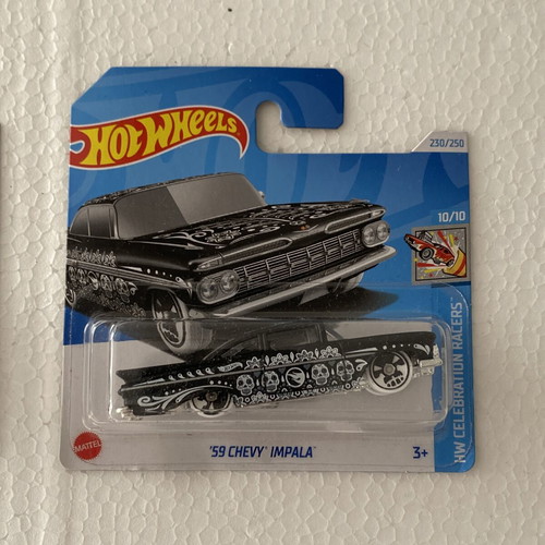 Hot Wheels Treasure Hunt '59 Chevy Impala set of 2 new