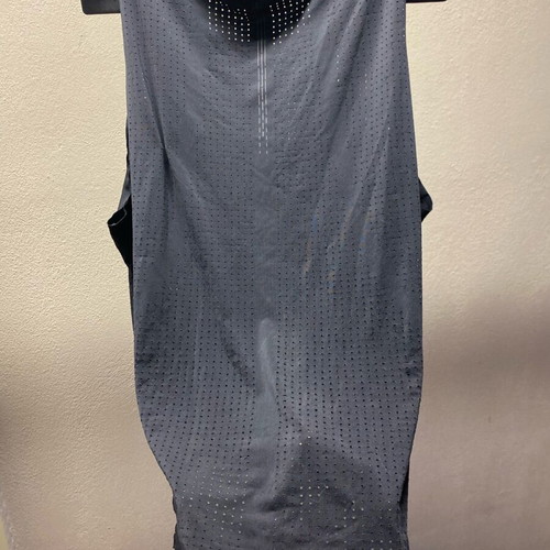Oysho Sport sleeveless top black like new, size S