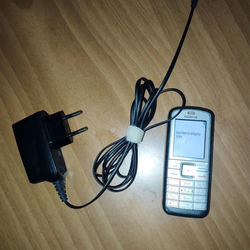 Nokia 6070 like new