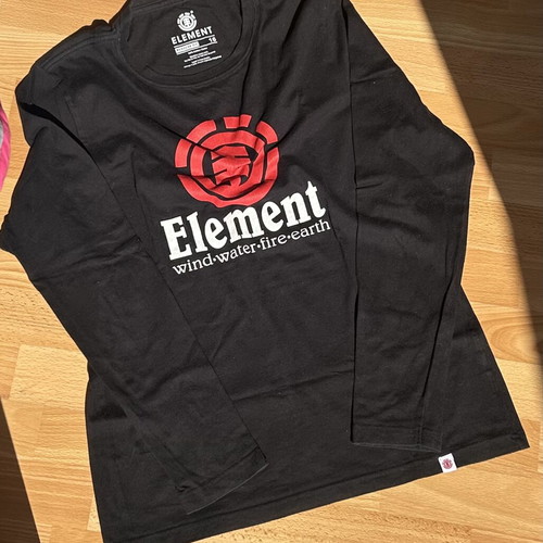 Element Longsleeve Black Size 12 Years Like New