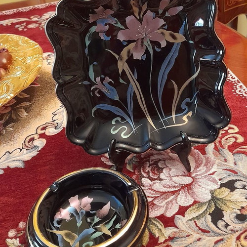Macedonian Ceramics set used, 22cm coup and 16cm ashtray