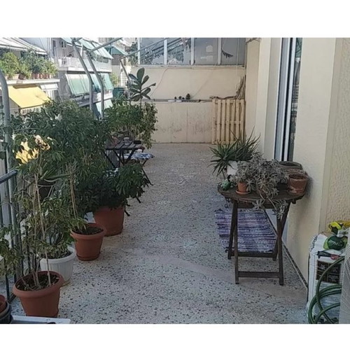 Διαμέρισμα 71 τ.μ. ρετιρέ στην Κυψέλη με θέα και αποθήκη