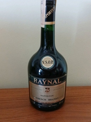 Brandy Raynal Napoleon V.S.O.P. καινούργιο, σφραγισμένο παλιό μπουκάλι 1990