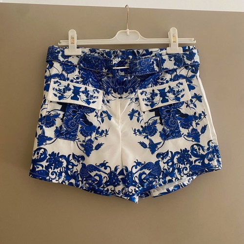 Serendipity shorts used, size medium, white and blue