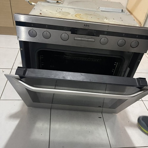 Εντοιχιζόμενος φούρνος και κεραμικές εστίες AEG Electrolux μεταχειρισμένος, μοντέλο E4101-5-M
