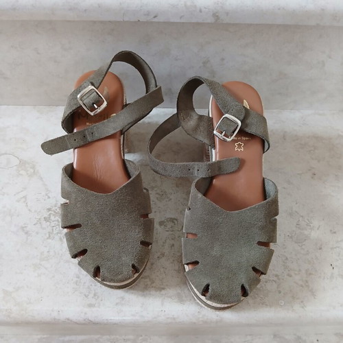 Marila leather sandals like new, khaki beige, size 37