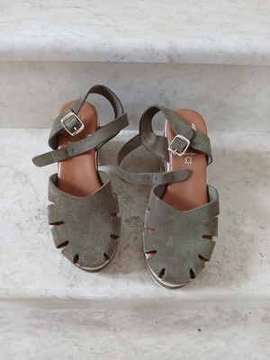 Marila leather sandals like new, khaki beige, size 37