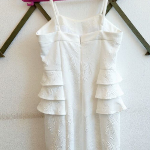 White embossed dress Small used, Toi&Moi, short with adjustable straps