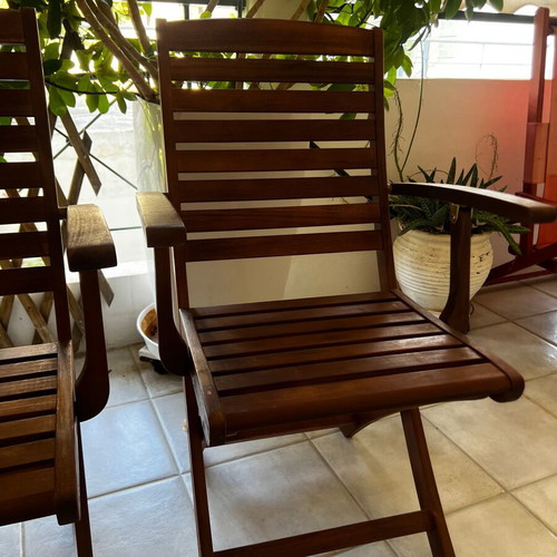Wooden veranda furniture set with table and four chairs, like new