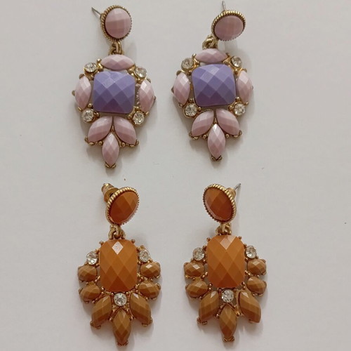 Stud earrings antique style, two pairs, new