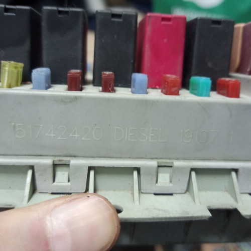Fuse box Alfa Romeo 147 1.9 JTD used, 51742420