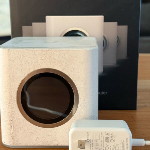 Ubiquiti AmpliFi HD AFi-R High-Performance Home Wi-Fi Mesh Router like new