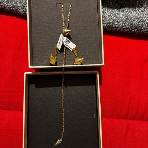 Mer's gold-plated jewelry set new, necklace and 2 earrings