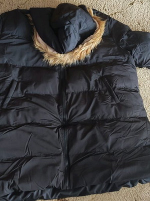 Shein jacket 7XL black new with hood and fur trim