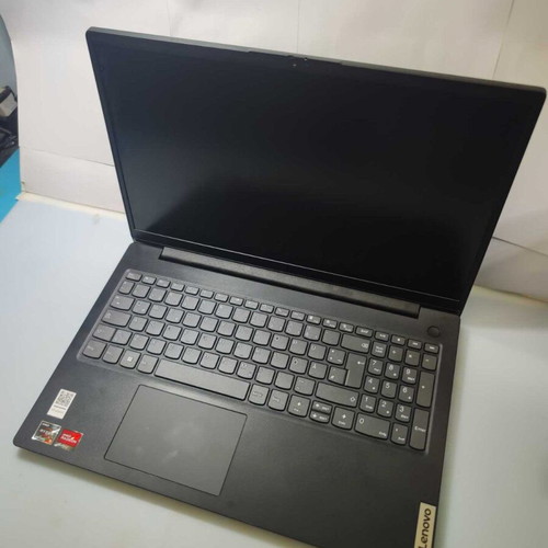 Lenovo V15 G4 AMN laptop used, defective motherboard, new battery, LCD A+