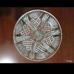 Serving platter with three compartments like new for nuts