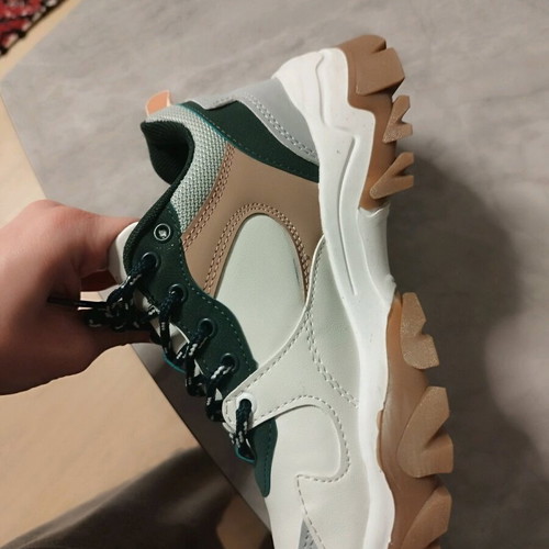 U.S. Polo Assn. leather athletic shoes like new, white with green and salmon details