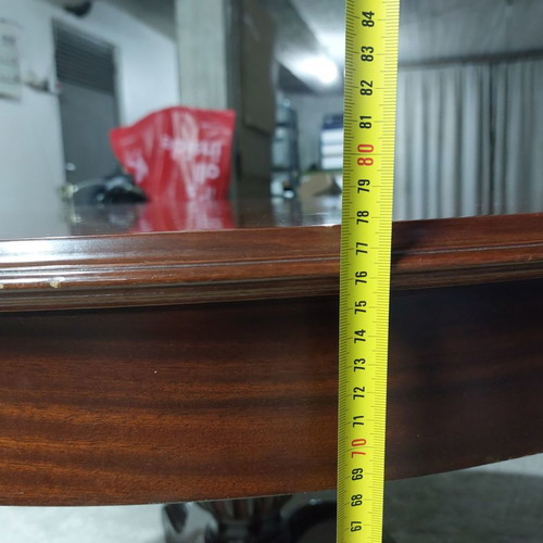 Round table used, mahogany wood, 1.20 m diameter with 2 extensions