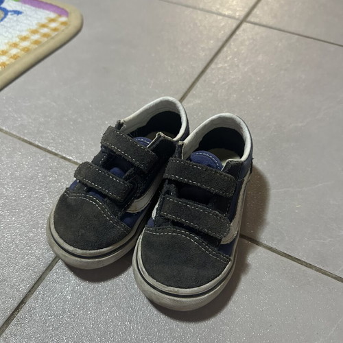 Vans Old Skool V baby shoes size 23.5, navy blue