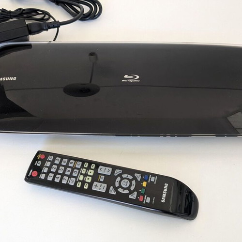 Samsung BD-P4600 Blu-ray Player used, slim premium design