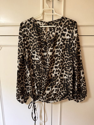 Lynne πουκαμίσα leopard print σαν καινούργιο, κρουαζέ με δέσιμο