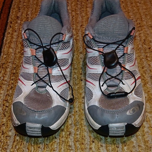 Salomon sports shoes like new, size 36