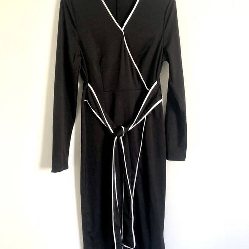 Black Wrap Midi Dress with Belt size M like new