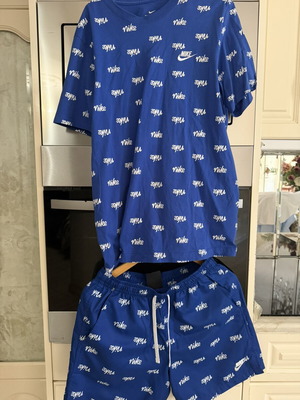 Nike set blue, like new, size L
