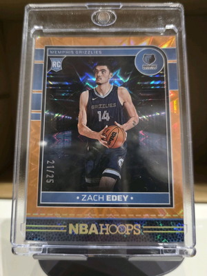 NBA Hoops Zach Edey 2024-25 Gold Holo Rookie Card new
