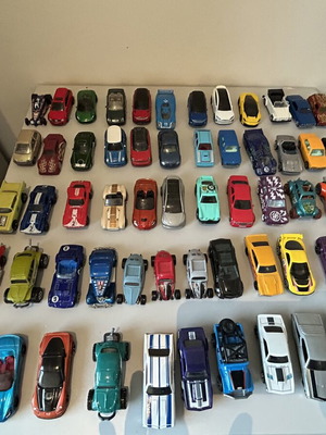 Matchbox and Hot Wheels toy cars set of 60, new